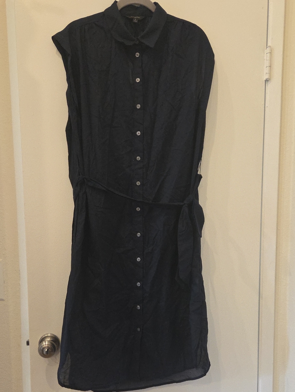 Banana Republic Black Sleeveless Button-Front Midi Dress